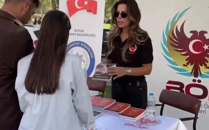 Bursa Emniyet Müdürlüğü 20 bin gence ulaştı! ‘Ele ele güvenli geleceğe’